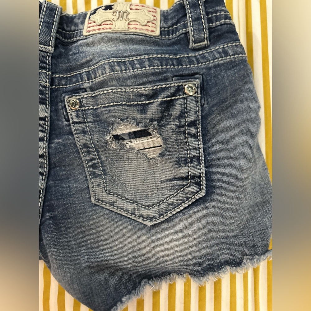 Miss Me  Mid-Rise Stretch “Patriotic” Distressed Blue Jean Shorts - Picture 7 of 11